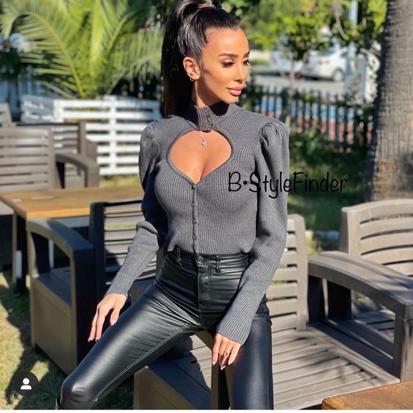 Blogger's Fav| NWT ZARA Cut Out Knit Sweater - Picture 14 of 16